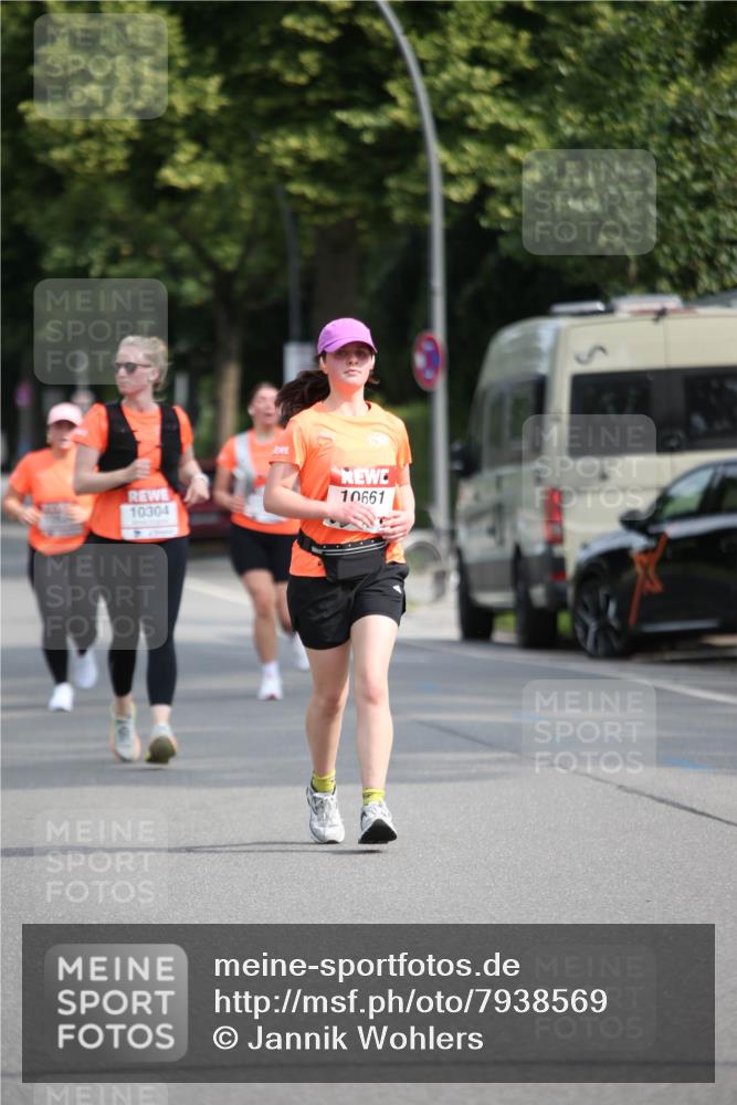 15.06.2025 - REWE Women's Run Jannik Wohlers http://msf.ph/oto/7938569 15.06.2025 09:56:25 Laufen 10304, 10661 meine-sportfotos.de