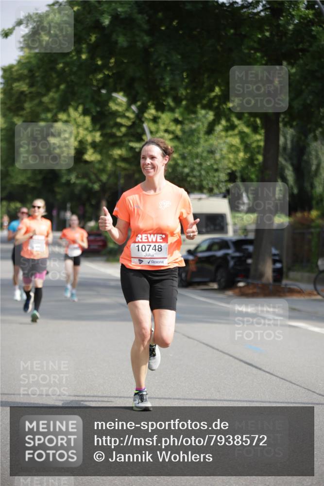 15.06.2025 - REWE Women's Run Jannik Wohlers http://msf.ph/oto/7938572 15.06.2025 08:44:13 Laufen 10748 meine-sportfotos.de
