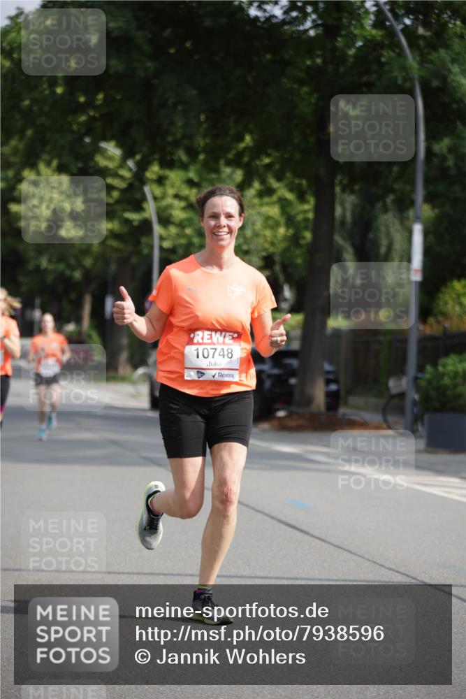15.06.2025 - REWE Women's Run Jannik Wohlers http://msf.ph/oto/7938596 15.06.2025 08:44:14 Laufen 10748 meine-sportfotos.de