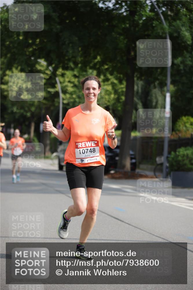 15.06.2025 - REWE Women's Run Jannik Wohlers http://msf.ph/oto/7938600 15.06.2025 08:44:14 Laufen 10748 meine-sportfotos.de