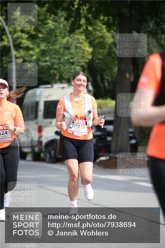 15.06.2025 - REWE Women's Run Jannik Wohlers http://msf.ph/oto/7938694 15.06.2025 09:56:31 Laufen 10347, 524 meine-sportfotos.de