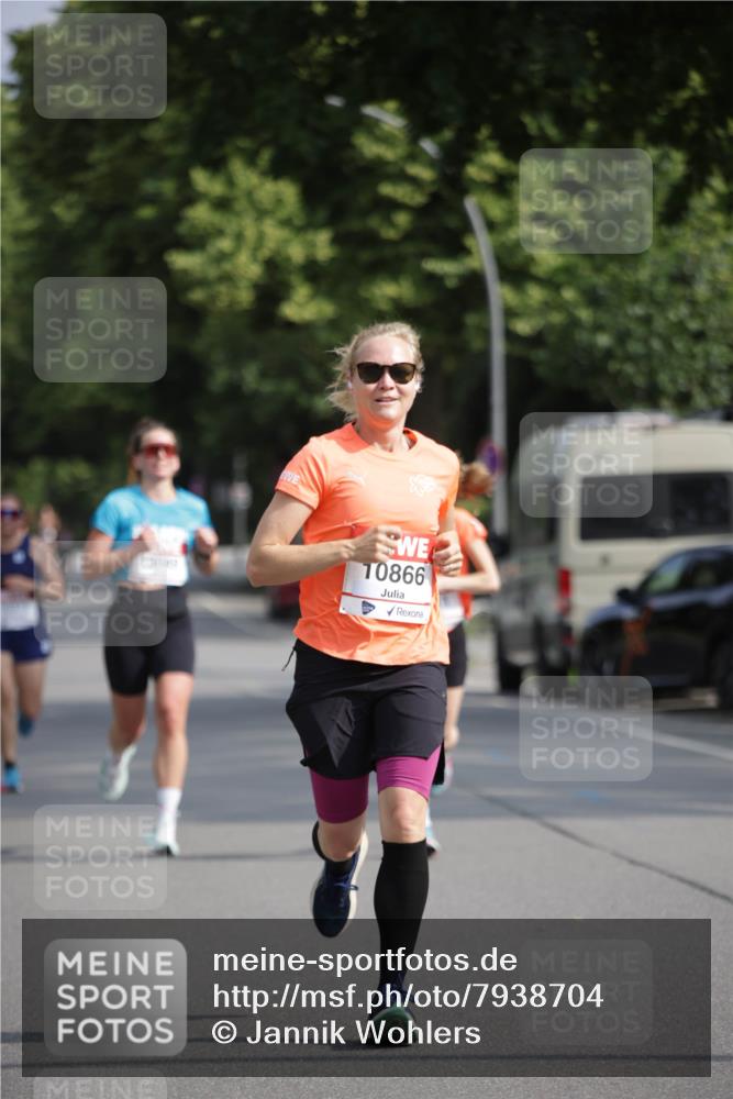 15.06.2025 - REWE Women's Run Jannik Wohlers http://msf.ph/oto/7938704 15.06.2025 08:44:16 Laufen 10866 meine-sportfotos.de