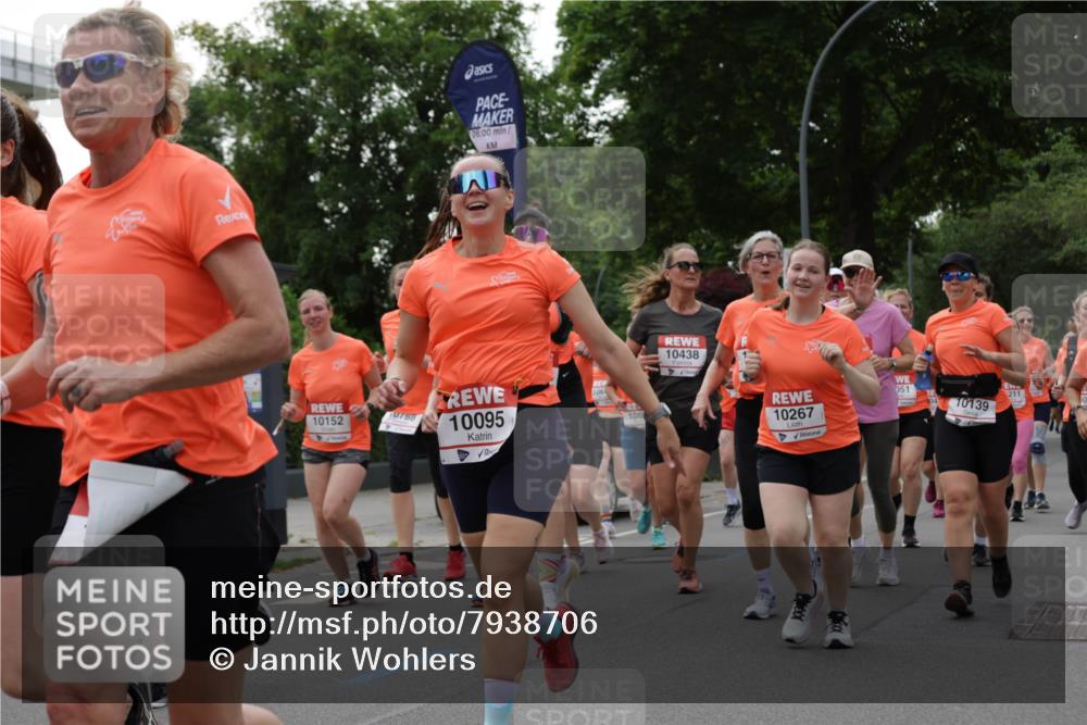 15.06.2025 - REWE Women's Run Jannik Wohlers http://msf.ph/oto/7938706 15.06.2025 08:27:19 Laufen 10152, 0788, 06, 00, 10095, 108, 10438, 10267, 051, 211, 10139 meine-sportfotos.de