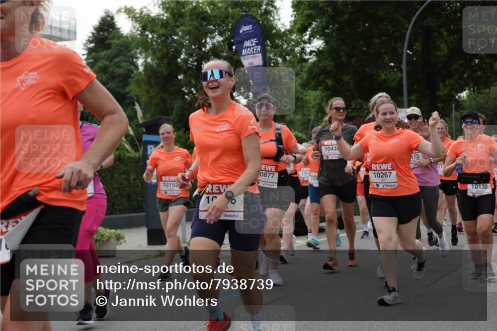 15.06.2025 - REWE Women's Run Jannik Wohlers http://msf.ph/oto/7938739 15.06.2025 08:27:19 Laufen 10152, 06, 00, 0877, 1064, 108, 10, 10438, 175, 10267, 51, 10139 meine-sportfotos.de
