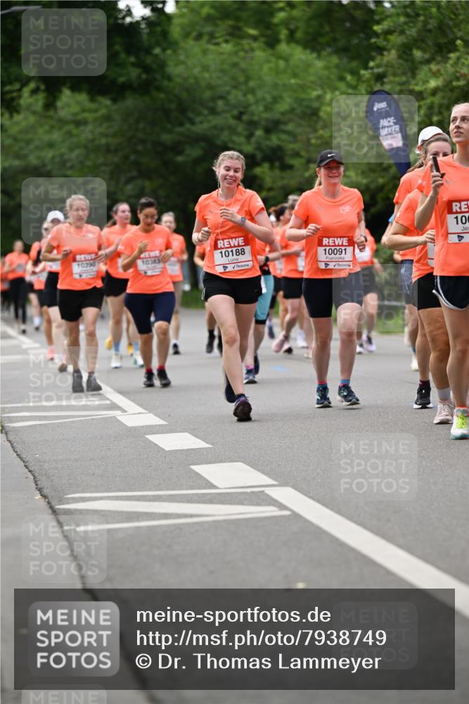 15.06.2025 - REWE Women's Run Dr. Thomas Lammeyer http://msf.ph/oto/7938749 15.06.2025 09:20:13 Laufen 10188, 10091 meine-sportfotos.de