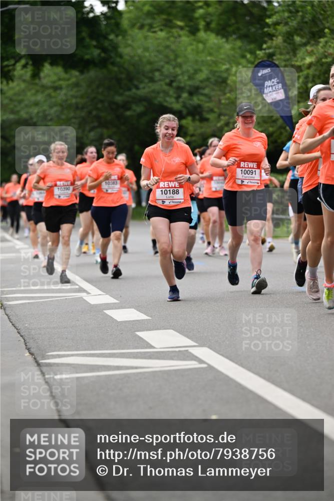 15.06.2025 - REWE Women's Run Dr. Thomas Lammeyer http://msf.ph/oto/7938756 15.06.2025 09:20:13 Laufen 10383, 10390, 10188, 10091 meine-sportfotos.de