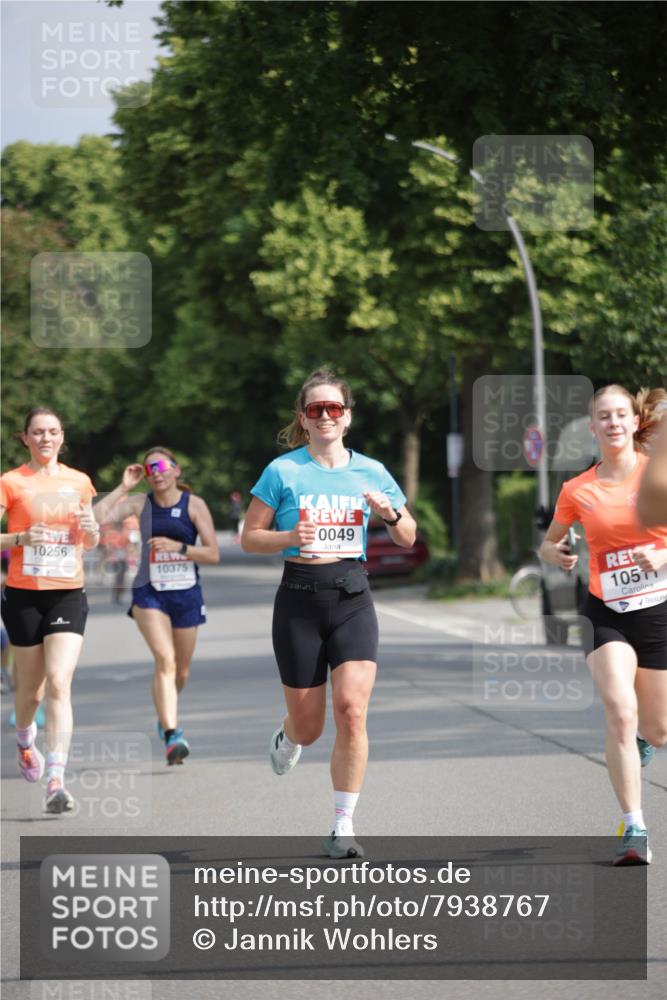 15.06.2025 - REWE Women's Run Jannik Wohlers http://msf.ph/oto/7938767 15.06.2025 08:44:18 Laufen 10256, 10375, 0049, 105 meine-sportfotos.de