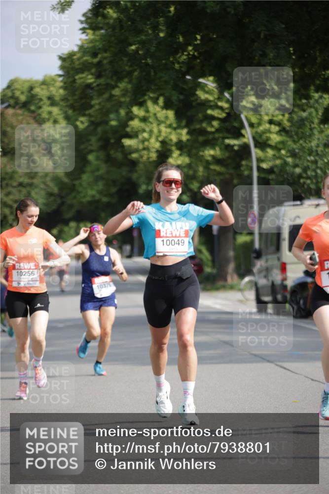 15.06.2025 - REWE Women's Run Jannik Wohlers http://msf.ph/oto/7938801 15.06.2025 08:44:18 Laufen 10256, 10375, 10049 meine-sportfotos.de