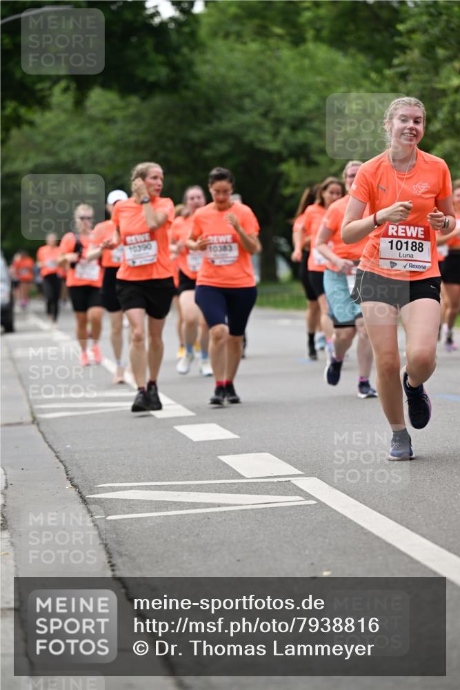 15.06.2025 - REWE Women's Run Dr. Thomas Lammeyer http://msf.ph/oto/7938816 15.06.2025 09:20:14 Laufen 10390, 10383, 10188 meine-sportfotos.de