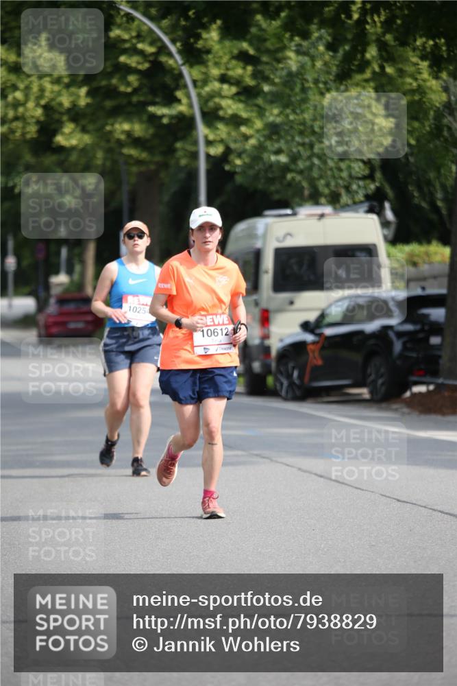 15.06.2025 - REWE Women's Run Jannik Wohlers http://msf.ph/oto/7938829 15.06.2025 09:56:57 Laufen 10254, 106121 meine-sportfotos.de