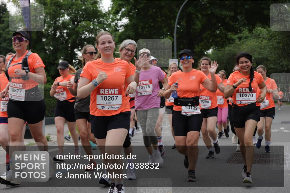 15.06.2025 - REWE Women's Run Jannik Wohlers http://msf.ph/oto/7938832 15.06.2025 08:27:20 Laufen 105, 10877, 10730, 10267, 10175, 0211, 10290, 10139, 10370, 107 meine-sportfotos.de