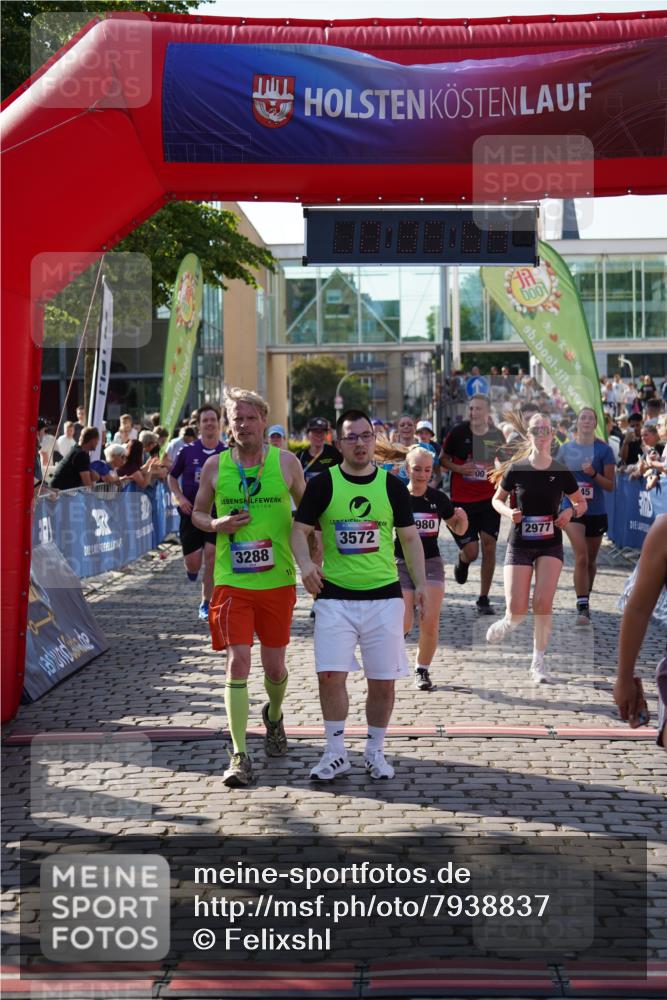 13.06.2025 - Holstenköstenlauf Felixshl http://msf.ph/oto/7938837 13.06.2025 18:05:55 Laufen 2102, 2206, 2445, 2577, 2659, 2954, 2963, 2977, 2980, 3200, 3207, 3266, 3572 meine-sportfotos.de