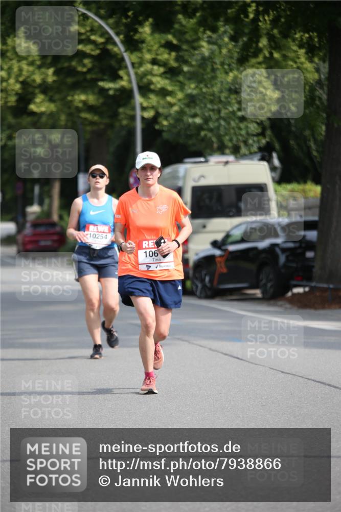 15.06.2025 - REWE Women's Run Jannik Wohlers http://msf.ph/oto/7938866 15.06.2025 09:56:57 Laufen 10254, 106 meine-sportfotos.de