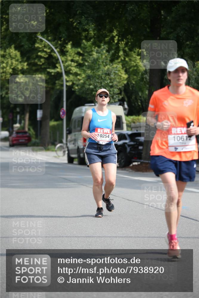 15.06.2025 - REWE Women's Run Jannik Wohlers http://msf.ph/oto/7938920 15.06.2025 09:57:00 Laufen 10254, 10612 meine-sportfotos.de