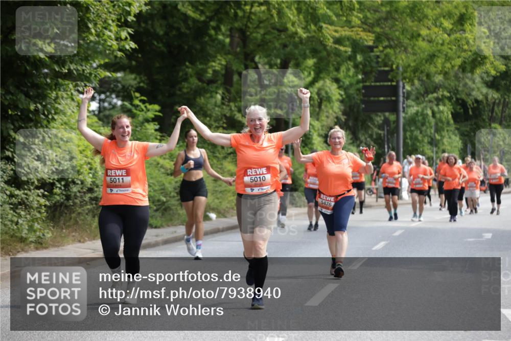 15.06.2025 - REWE Women's Run Jannik Wohlers http://msf.ph/oto/7938940 15.06.2025 10:14:36 Laufen 5011, 5010, 5476 meine-sportfotos.de