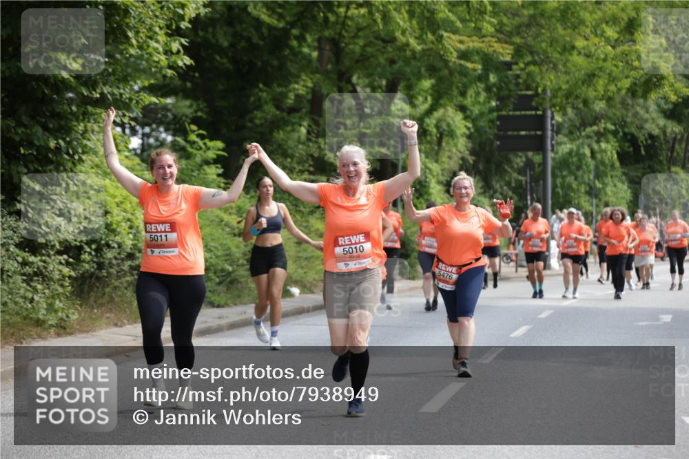 15.06.2025 - REWE Women's Run Jannik Wohlers http://msf.ph/oto/7938949 15.06.2025 10:14:36 Laufen 5011, 1, 5010, 5476 meine-sportfotos.de