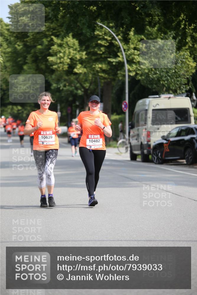 15.06.2025 - REWE Women's Run Jannik Wohlers http://msf.ph/oto/7939033 15.06.2025 09:57:17 Laufen 10639, 10482 meine-sportfotos.de