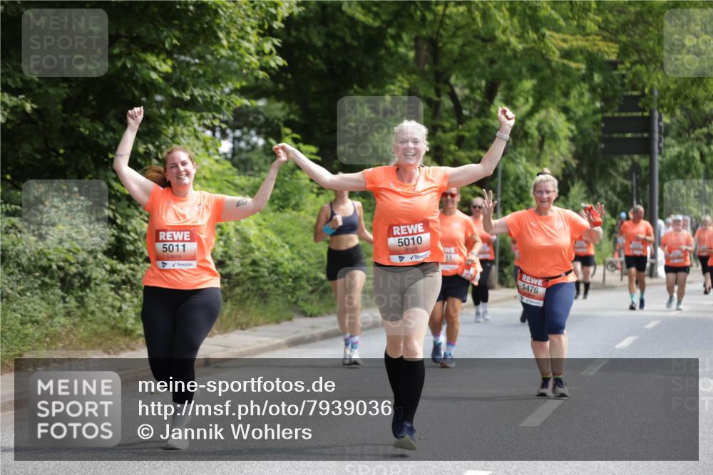 15.06.2025 - REWE Women's Run Jannik Wohlers http://msf.ph/oto/7939036 15.06.2025 10:14:36 Laufen 5011, 5010, 5476 meine-sportfotos.de