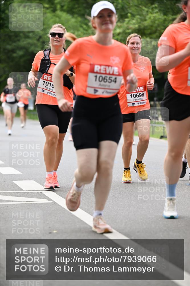 15.06.2025 - REWE Women's Run Dr. Thomas Lammeyer http://msf.ph/oto/7939066 15.06.2025 09:20:20 Laufen 1015, 10654, 10698 meine-sportfotos.de