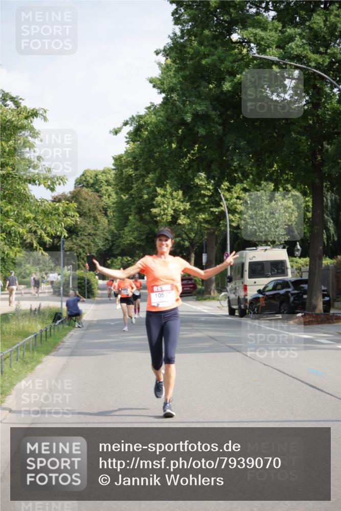 15.06.2025 - REWE Women's Run Jannik Wohlers http://msf.ph/oto/7939070 15.06.2025 08:44:37 Laufen  meine-sportfotos.de