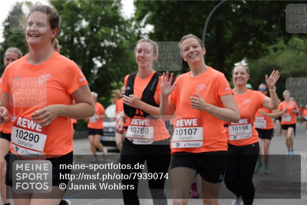 15.06.2025 - REWE Women's Run Jannik Wohlers http://msf.ph/oto/7939074 15.06.2025 08:27:23 Laufen 10290, 10760, 10107, 10198 meine-sportfotos.de
