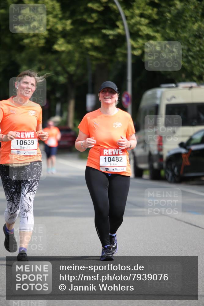 15.06.2025 - REWE Women's Run Jannik Wohlers http://msf.ph/oto/7939076 15.06.2025 09:57:18 Laufen 10639, 10482 meine-sportfotos.de