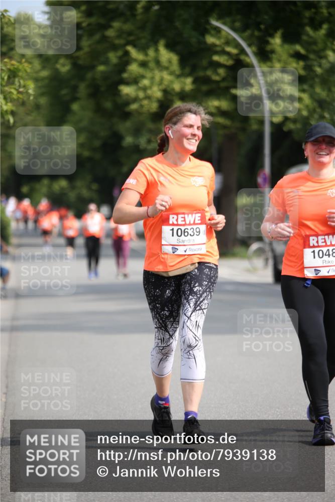 15.06.2025 - REWE Women's Run Jannik Wohlers http://msf.ph/oto/7939138 15.06.2025 09:57:19 Laufen 10639, 1048 meine-sportfotos.de