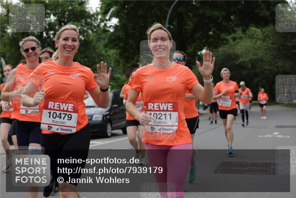 15.06.2025 - REWE Women's Run Jannik Wohlers http://msf.ph/oto/7939179 15.06.2025 08:27:24 Laufen 10479, 10211, 10664 meine-sportfotos.de