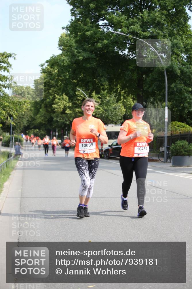 15.06.2025 - REWE Women's Run Jannik Wohlers http://msf.ph/oto/7939181 15.06.2025 09:57:20 Laufen 10639, 10482 meine-sportfotos.de