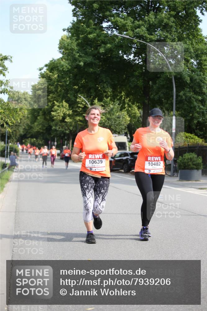15.06.2025 - REWE Women's Run Jannik Wohlers http://msf.ph/oto/7939206 15.06.2025 09:57:21 Laufen 10639, 10482 meine-sportfotos.de