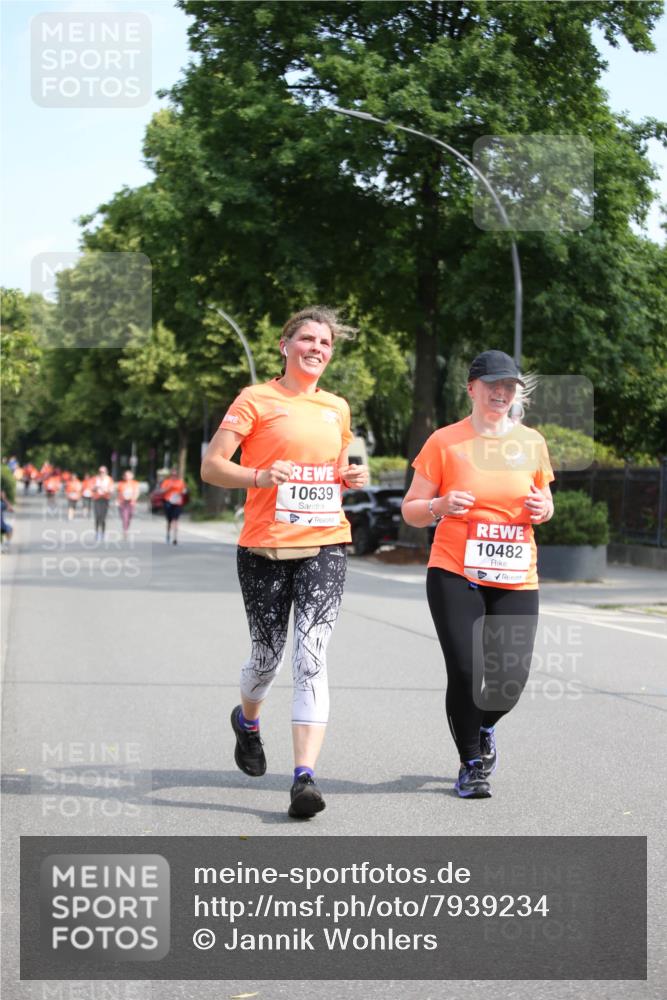 15.06.2025 - REWE Women's Run Jannik Wohlers http://msf.ph/oto/7939234 15.06.2025 09:57:21 Laufen 10639, 10482 meine-sportfotos.de