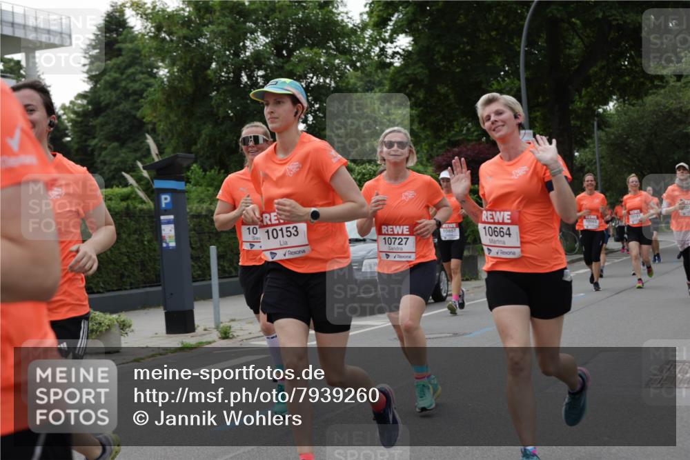 15.06.2025 - REWE Women's Run Jannik Wohlers http://msf.ph/oto/7939260 15.06.2025 08:27:26 Laufen 10, 10153, 10857, 10664, 10727, 10563 meine-sportfotos.de