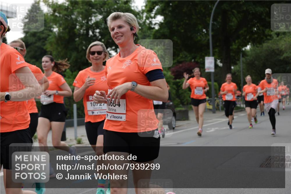 15.06.2025 - REWE Women's Run Jannik Wohlers http://msf.ph/oto/7939299 15.06.2025 08:27:27 Laufen 1072710664 meine-sportfotos.de