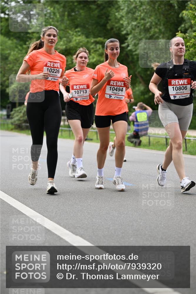 15.06.2025 - REWE Women's Run Dr. Thomas Lammeyer http://msf.ph/oto/7939320 15.06.2025 09:20:29 Laufen 10226, 10713, 10494, 10806 meine-sportfotos.de