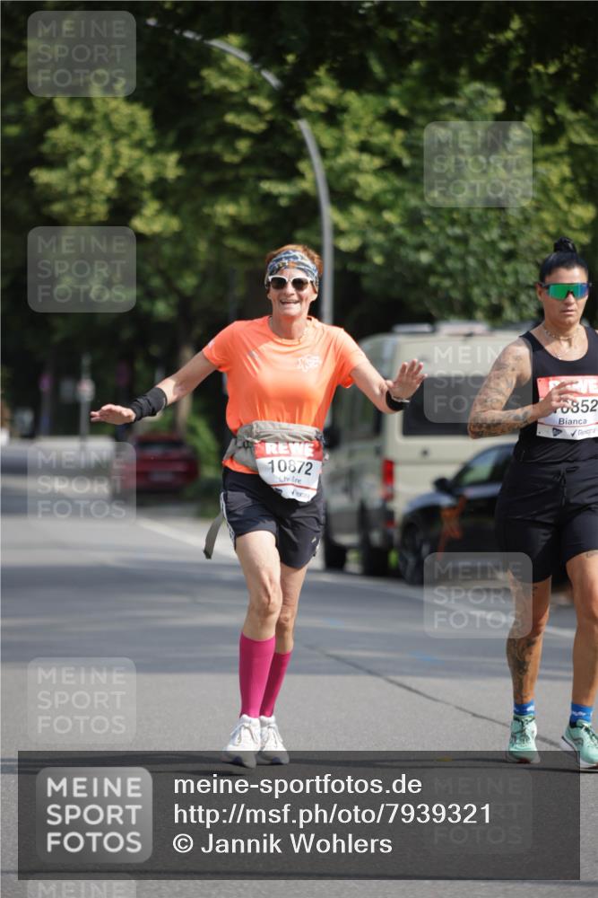 15.06.2025 - REWE Women's Run Jannik Wohlers http://msf.ph/oto/7939321 15.06.2025 08:44:46 Laufen 10872 meine-sportfotos.de
