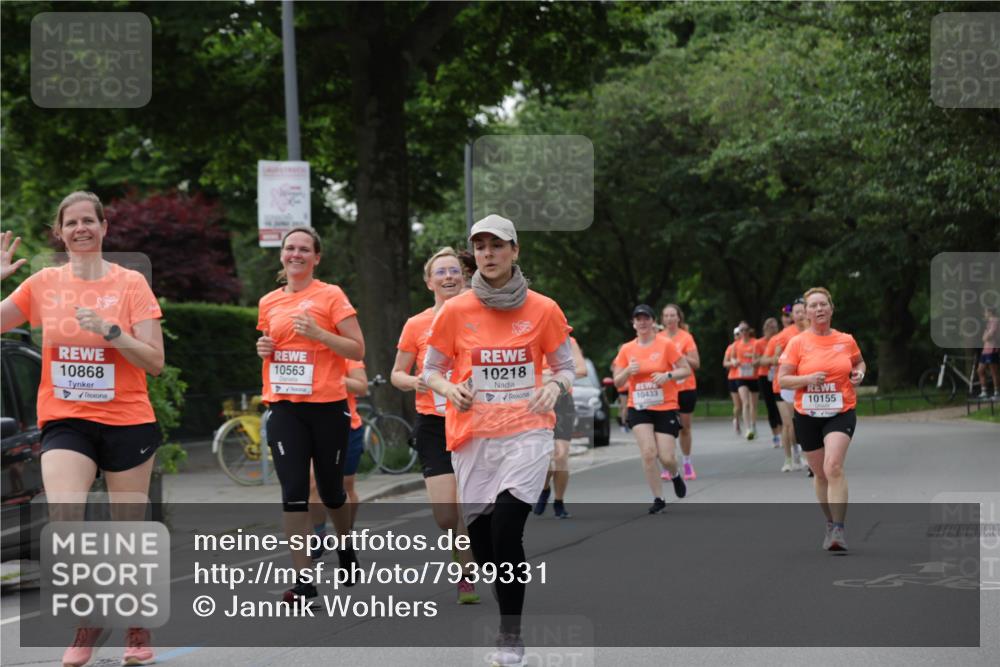 15.06.2025 - REWE Women's Run Jannik Wohlers http://msf.ph/oto/7939331 15.06.2025 08:27:28 Laufen 10868, 10563, 10218, 10433, 10155 meine-sportfotos.de