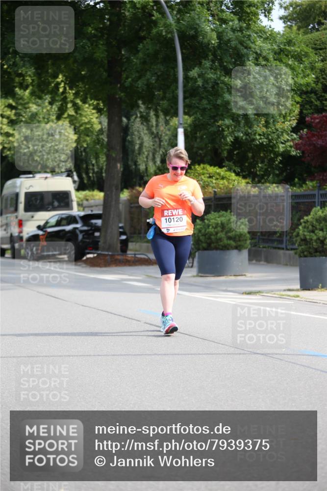 15.06.2025 - REWE Women's Run Jannik Wohlers http://msf.ph/oto/7939375 15.06.2025 09:57:34 Laufen 10120 meine-sportfotos.de