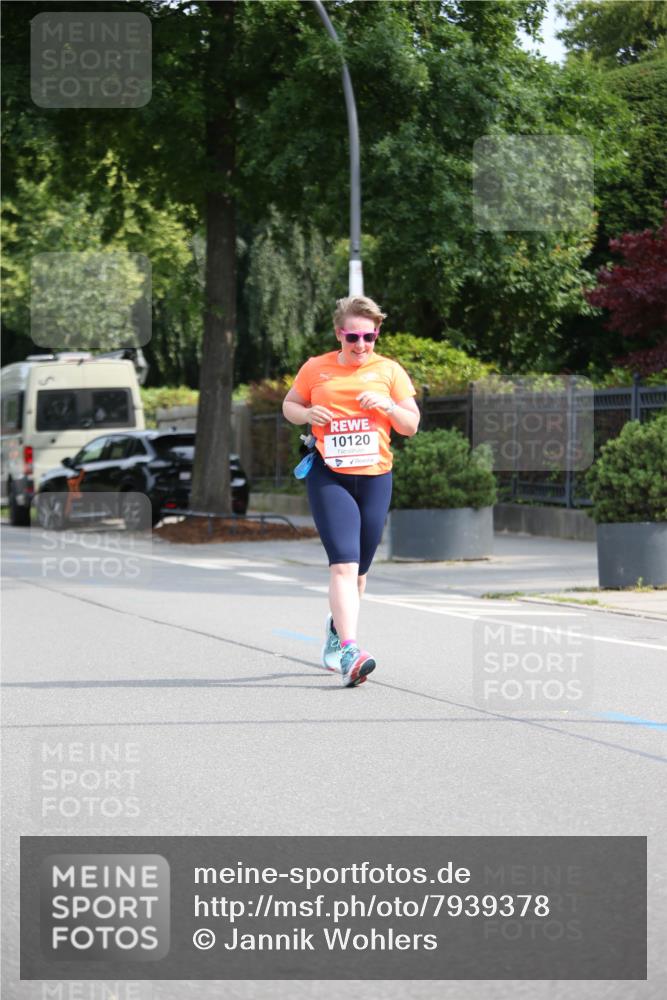 15.06.2025 - REWE Women's Run Jannik Wohlers http://msf.ph/oto/7939378 15.06.2025 09:57:34 Laufen 10120 meine-sportfotos.de
