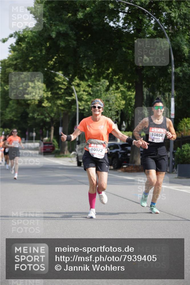 15.06.2025 - REWE Women's Run Jannik Wohlers http://msf.ph/oto/7939405 15.06.2025 08:44:47 Laufen 10872, 10852 meine-sportfotos.de