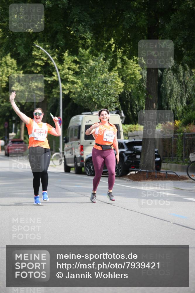 15.06.2025 - REWE Women's Run Jannik Wohlers http://msf.ph/oto/7939421 15.06.2025 09:57:37 Laufen 10811, 10453 meine-sportfotos.de