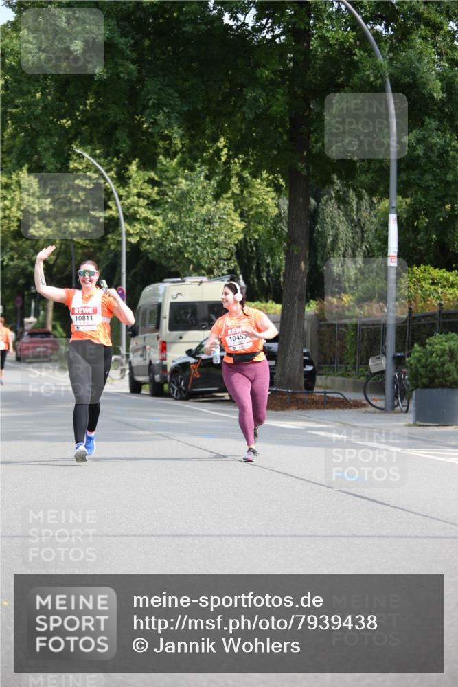 15.06.2025 - REWE Women's Run Jannik Wohlers http://msf.ph/oto/7939438 15.06.2025 09:57:37 Laufen 10811, 10455 meine-sportfotos.de