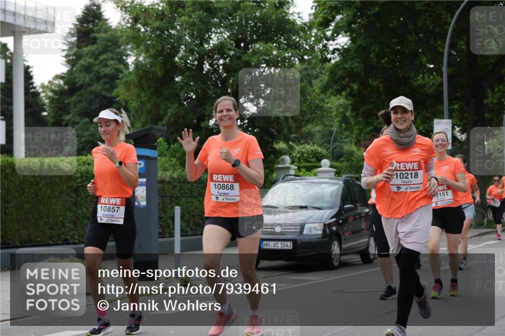 15.06.2025 - REWE Women's Run Jannik Wohlers http://msf.ph/oto/7939461 15.06.2025 08:27:29 Laufen 10857, 10868, 1043, 10218, 0151 meine-sportfotos.de