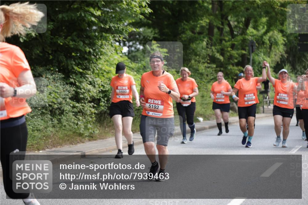 15.06.2025 - REWE Women's Run Jannik Wohlers http://msf.ph/oto/7939463 15.06.2025 10:14:45 Laufen 5480, 5192, 5035, 5036 meine-sportfotos.de