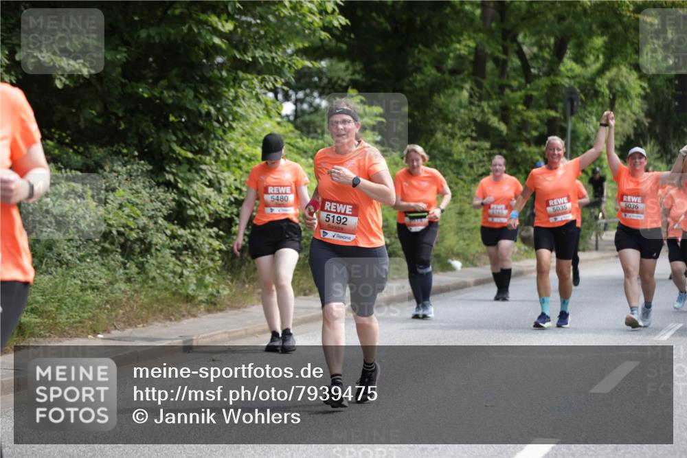 15.06.2025 - REWE Women's Run Jannik Wohlers http://msf.ph/oto/7939475 15.06.2025 10:14:45 Laufen 5480, 5192, 5035, 5036 meine-sportfotos.de