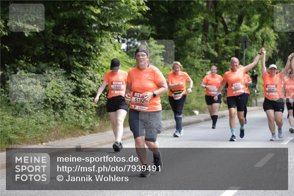 15.06.2025 - REWE Women's Run Jannik Wohlers http://msf.ph/oto/7939491 15.06.2025 10:14:45 Laufen 5480, 5192, 5035, 5036 meine-sportfotos.de