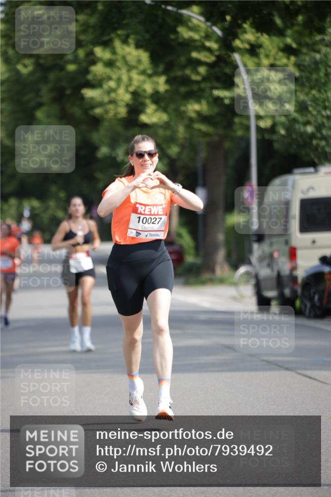 15.06.2025 - REWE Women's Run Jannik Wohlers http://msf.ph/oto/7939492 15.06.2025 08:44:51 Laufen  meine-sportfotos.de