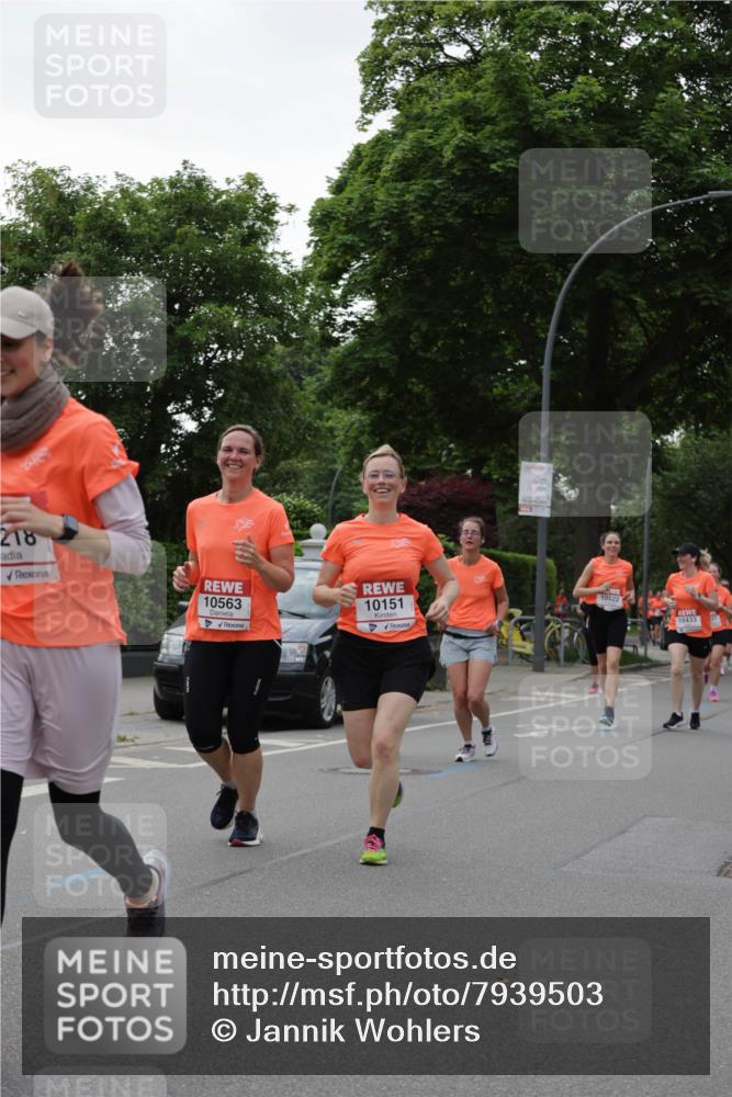 15.06.2025 - REWE Women's Run Jannik Wohlers http://msf.ph/oto/7939503 15.06.2025 08:27:31 Laufen 218, 10563, 10151, 10522, 10433 meine-sportfotos.de