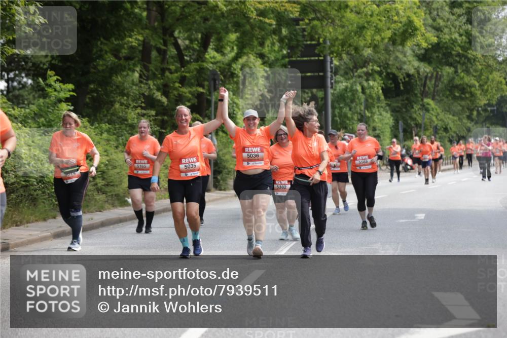 15.06.2025 - REWE Women's Run Jannik Wohlers http://msf.ph/oto/7939511 15.06.2025 10:14:46 Laufen 5165, 5014, 5035, 5036, 5382, 5588 meine-sportfotos.de