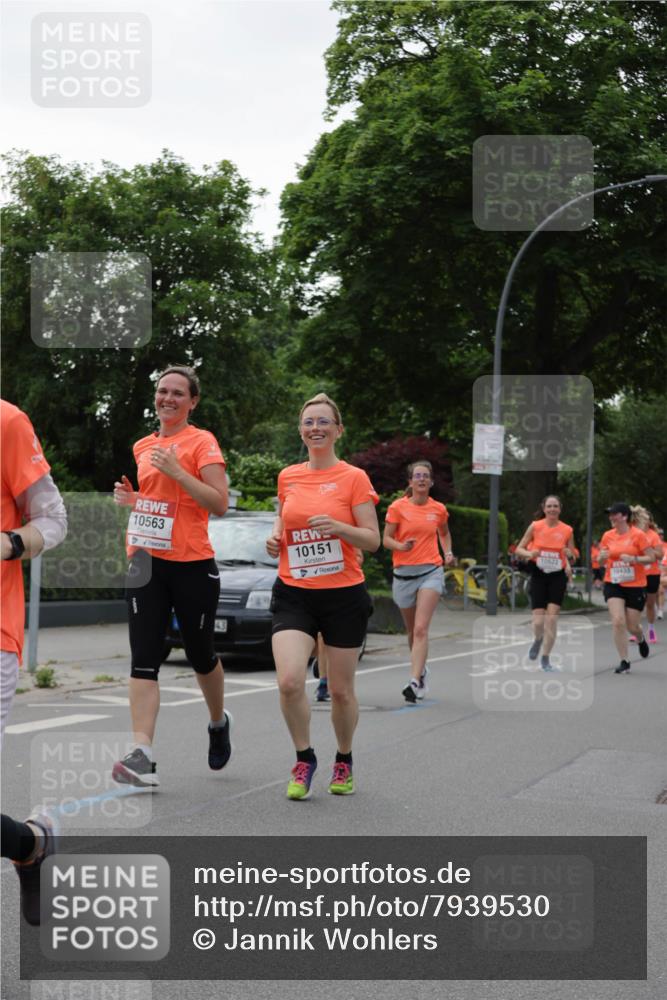 15.06.2025 - REWE Women's Run Jannik Wohlers http://msf.ph/oto/7939530 15.06.2025 08:27:31 Laufen 10563, 10151, 10622, 10433 meine-sportfotos.de