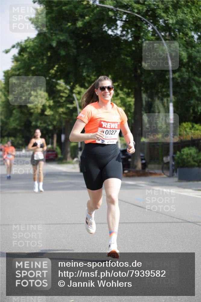 15.06.2025 - REWE Women's Run Jannik Wohlers http://msf.ph/oto/7939582 15.06.2025 08:44:53 Laufen 0027 meine-sportfotos.de